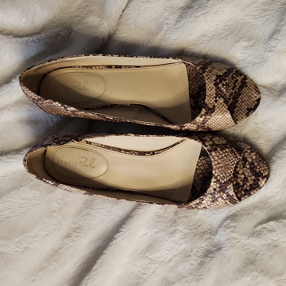 Studio Paola Wedge Heels Size 10